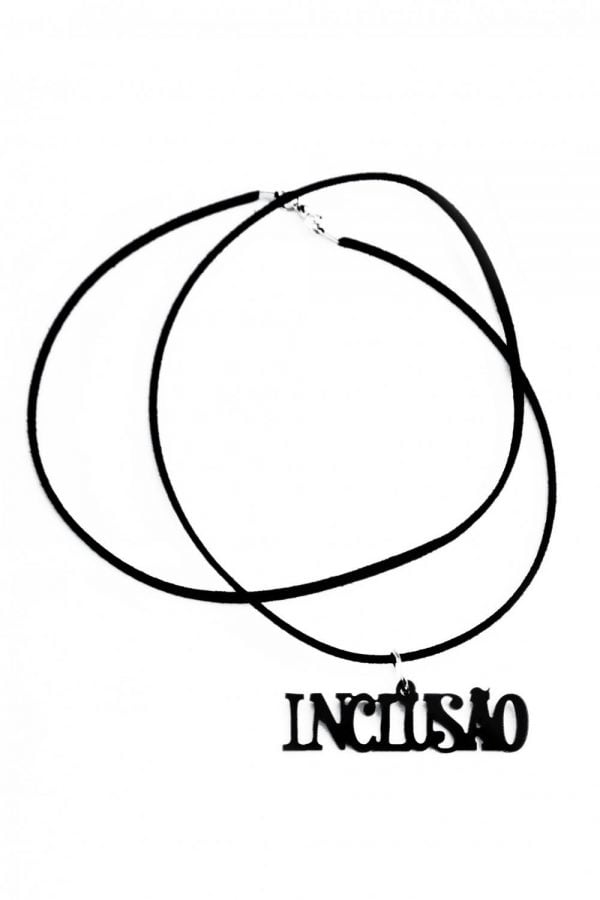COLAR COM PINGENTES INCLUSIVOS